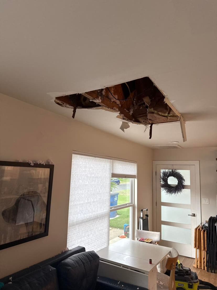 repair ceiling drywall hole