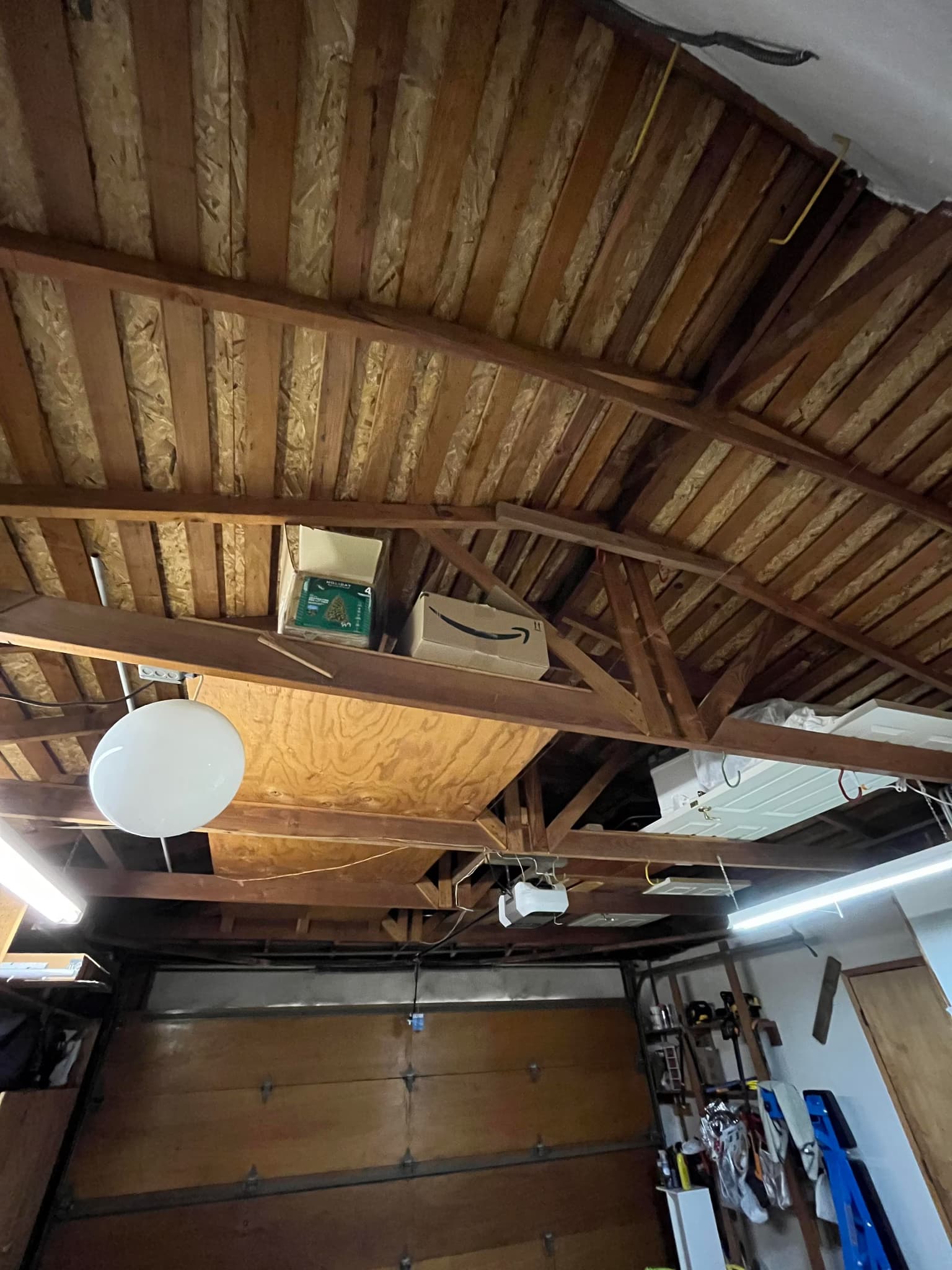 install closed cell spray foam insulation