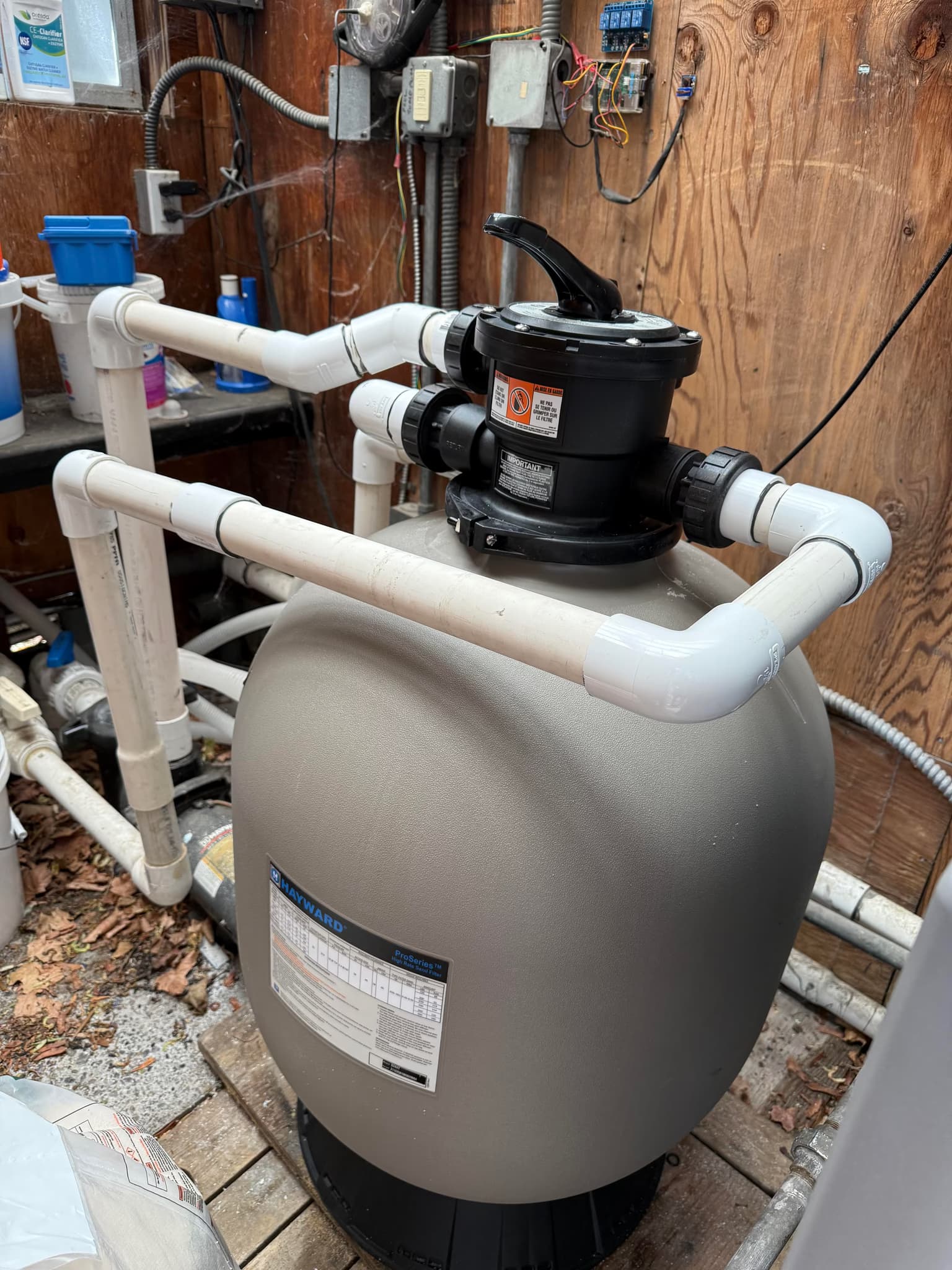 replace a sand filter for a pool