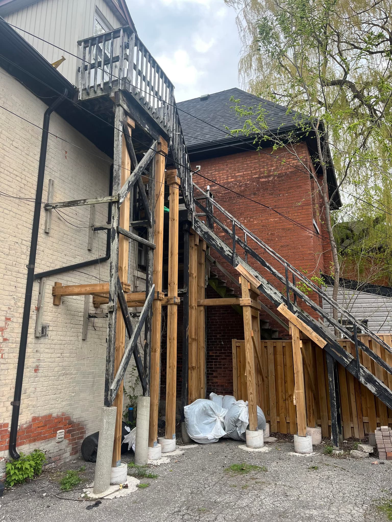 repairing/shoring up deck and stairs