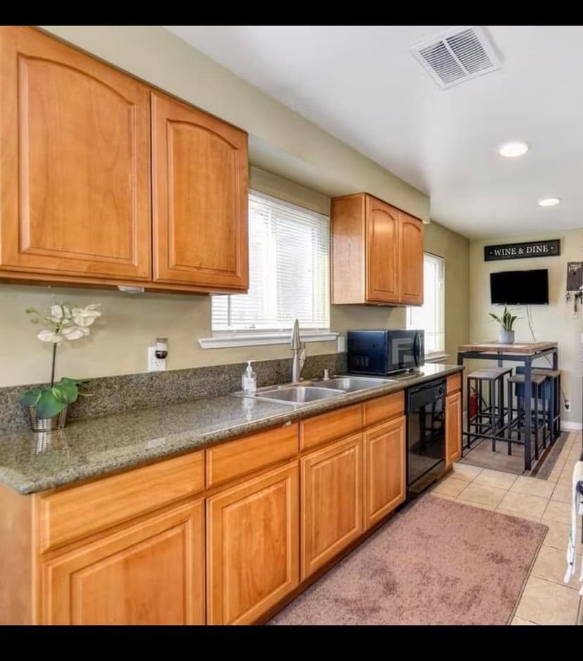 repaint kitchen cabinets