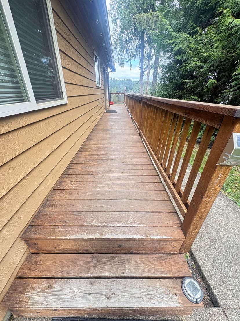 prepare a 650 square foot deck for staining