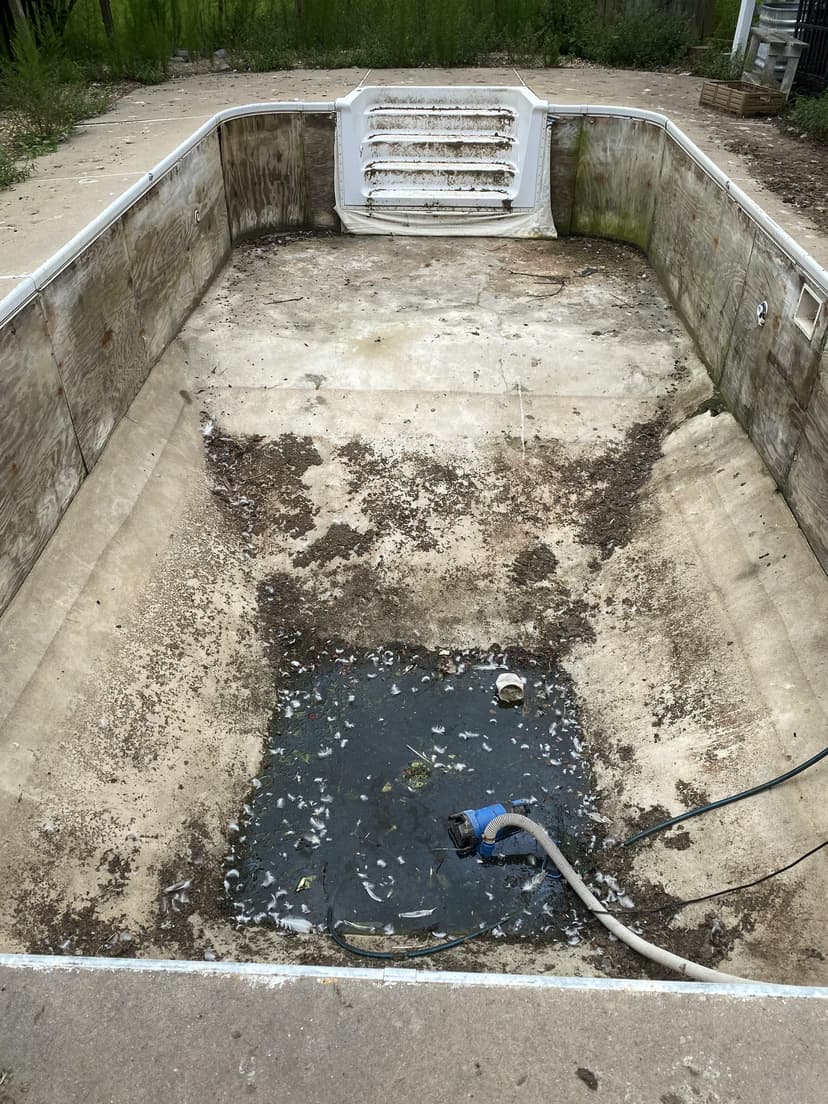 install a new pool liner