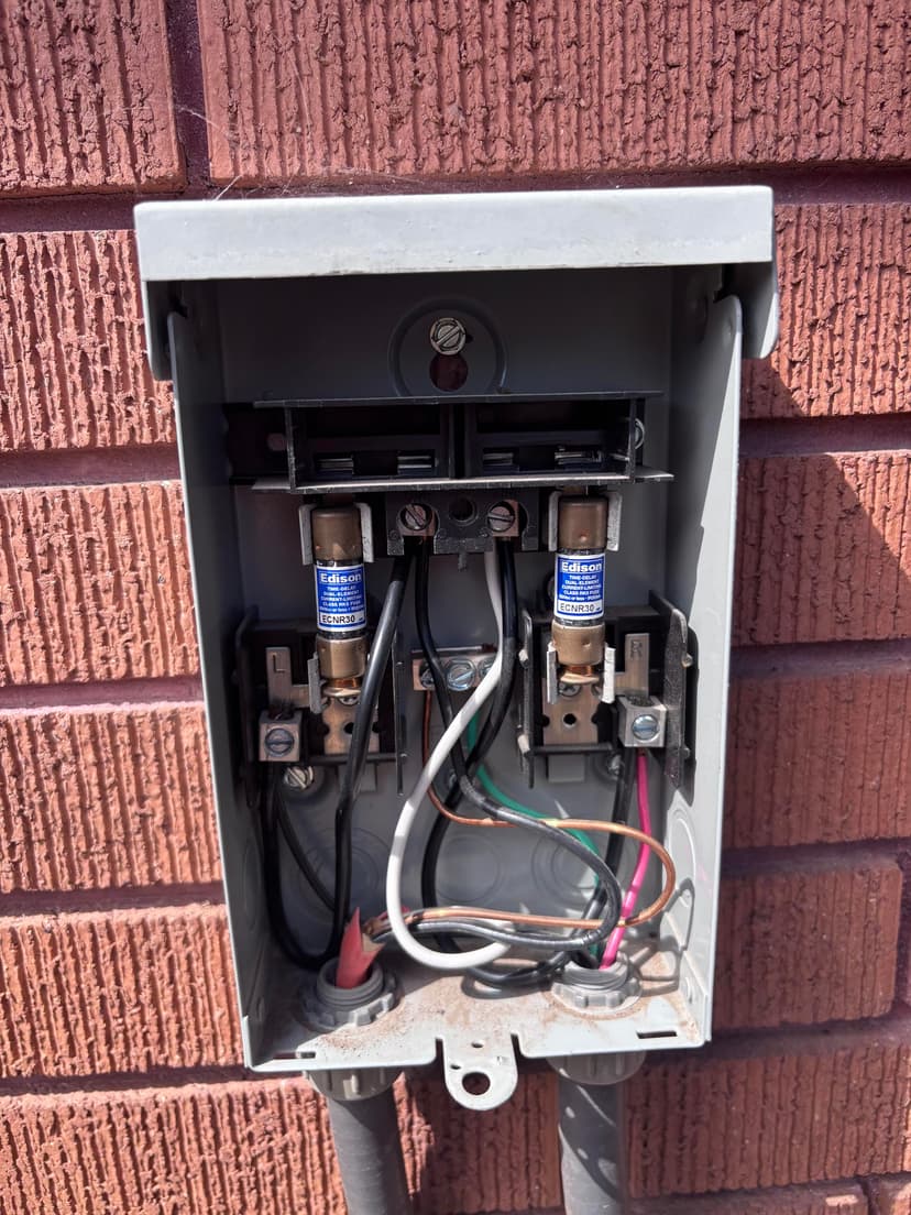 replace a 30a disconnect box
