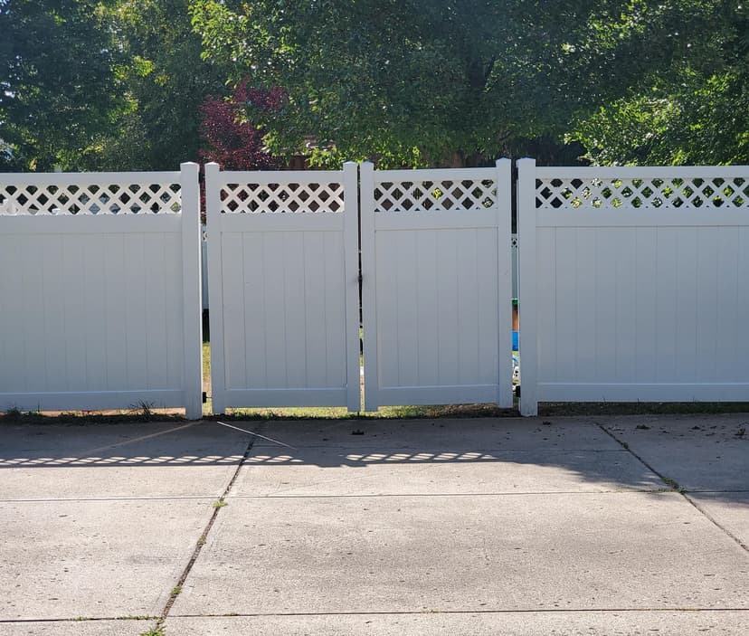 install a vinyl fence