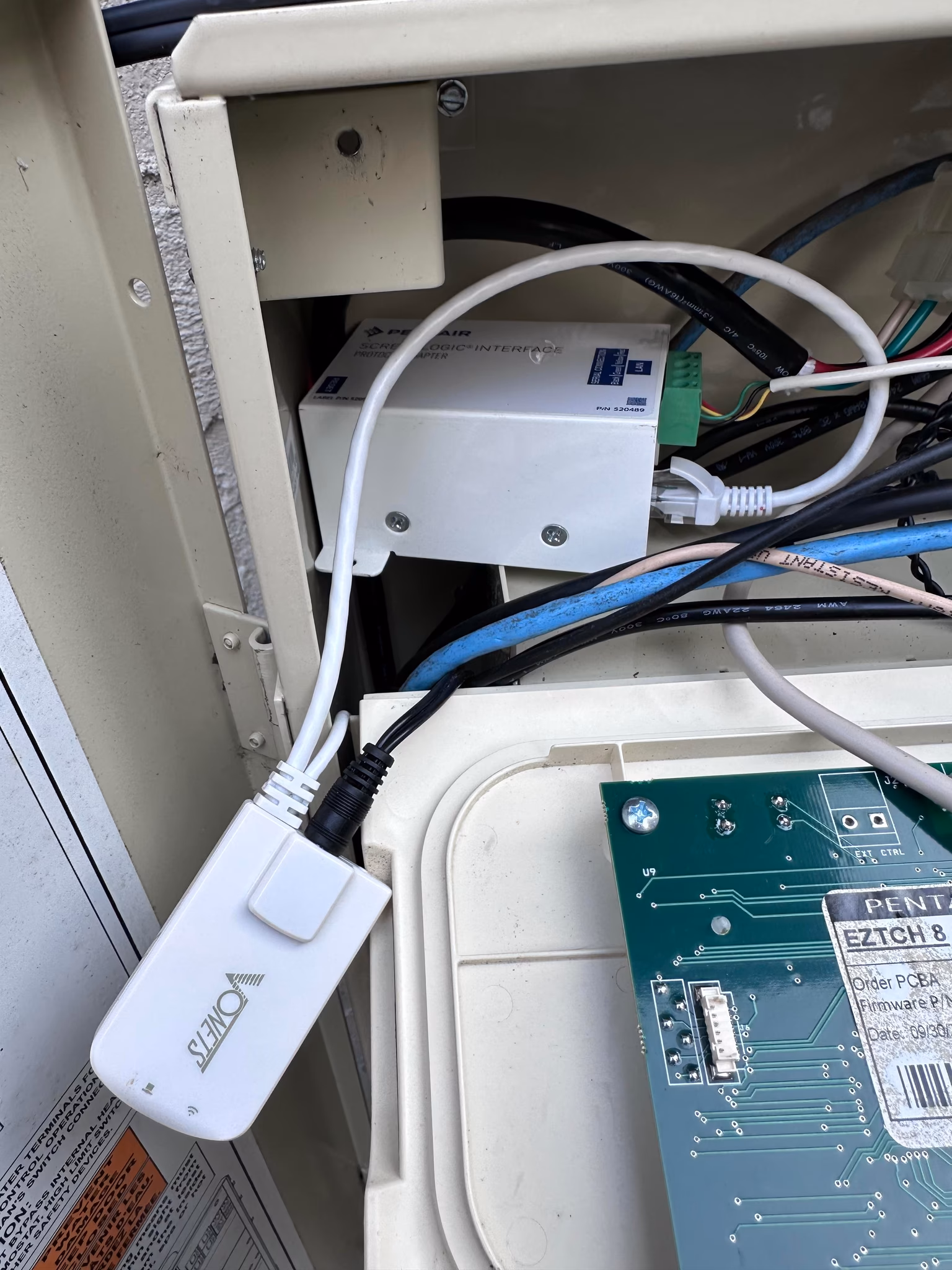 replace Pentair ScreenLogic WiFi indoor transceiver