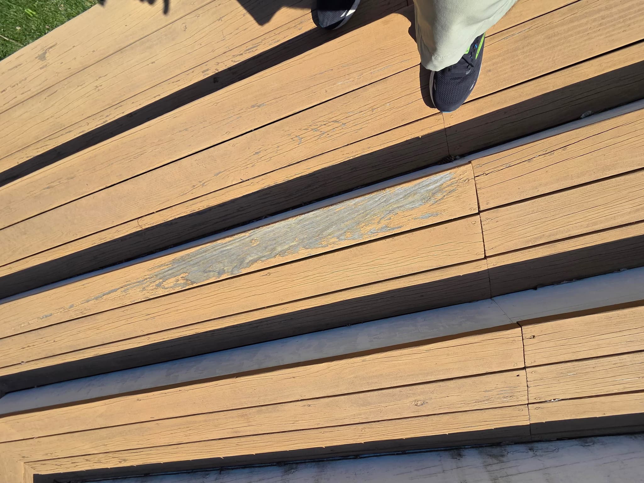 pressure wash and repaint deck
