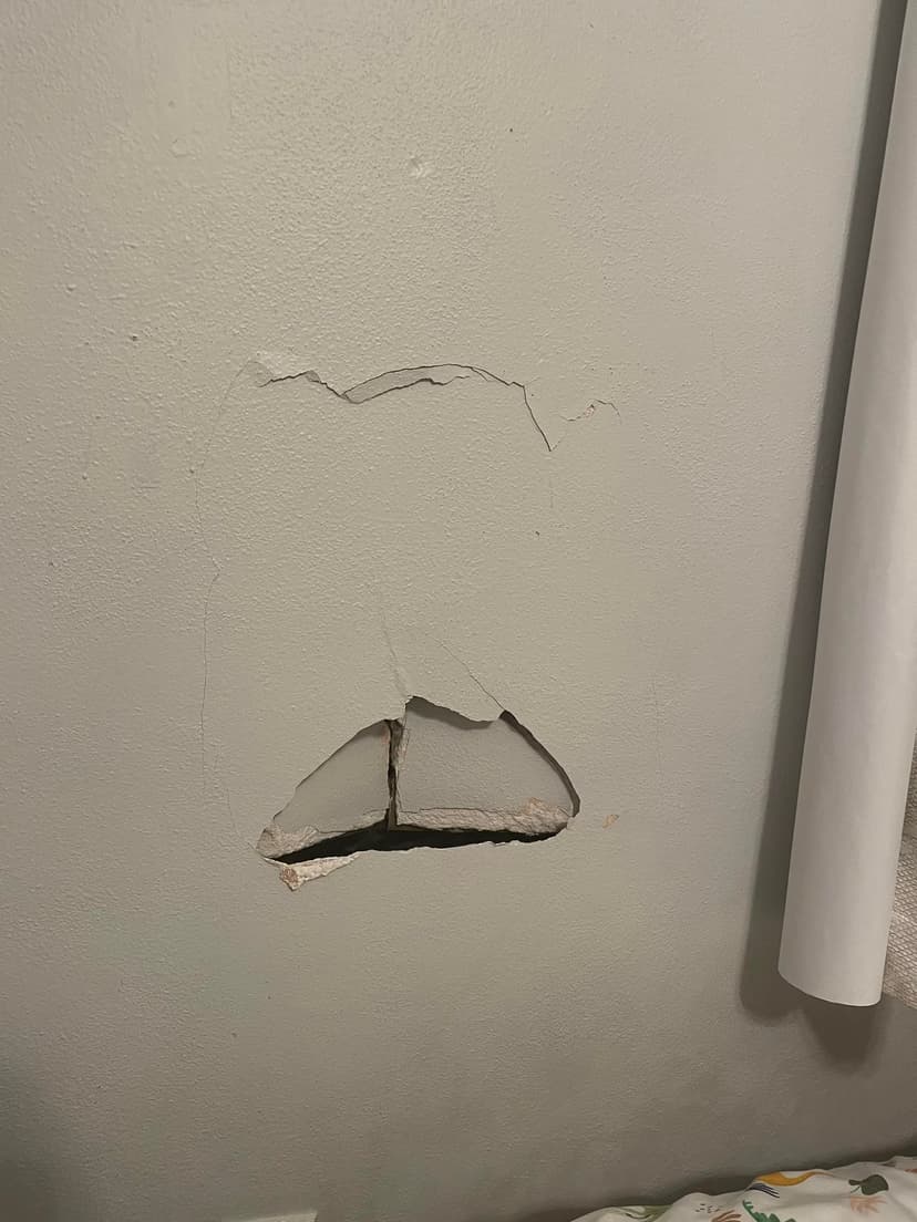 repair a drywall hole