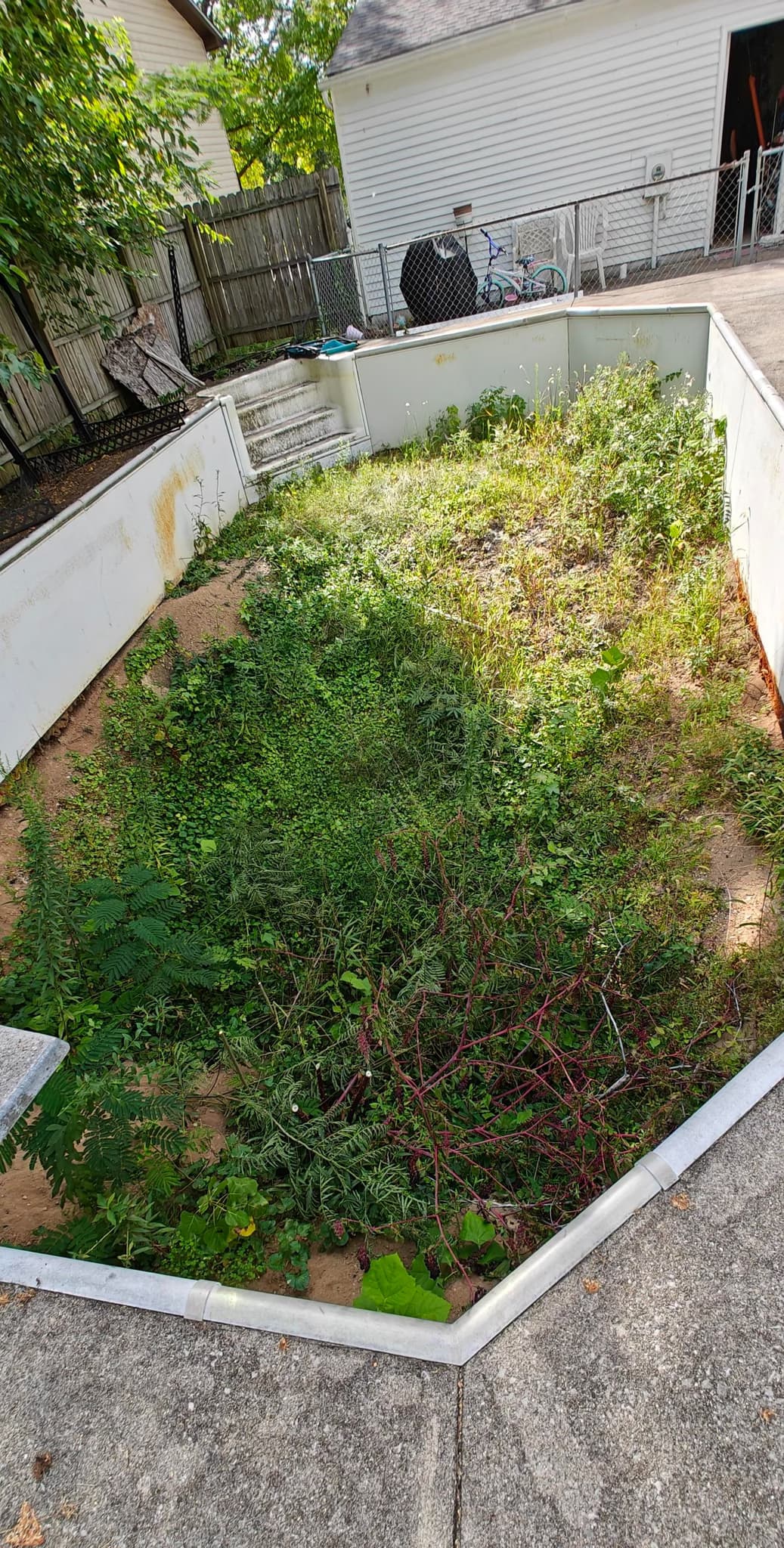 fix an in-ground pool