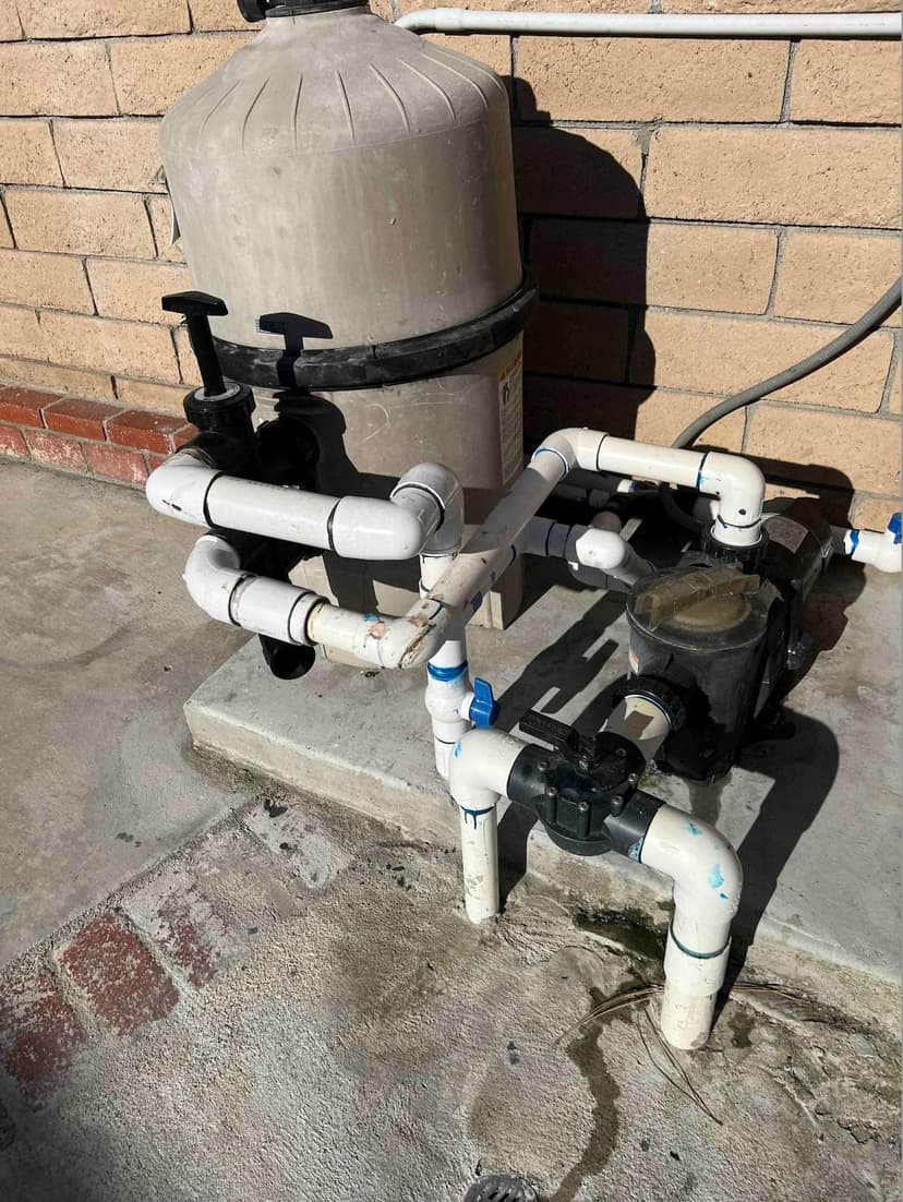 clean DE powder from pool